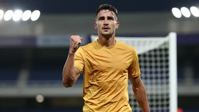 Barnet remain top of League Two after a 2-2 draw with Cheltenham Town, secured by a Kabongo Tshimanga penalty